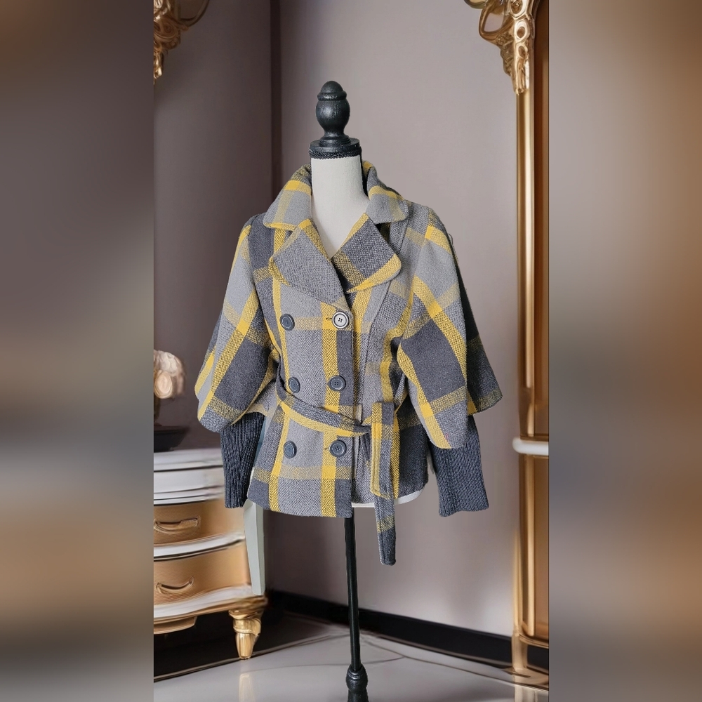 Last Kiss Wool Blend Double-Breasted Belted Cuffed Accent Coat Sz M